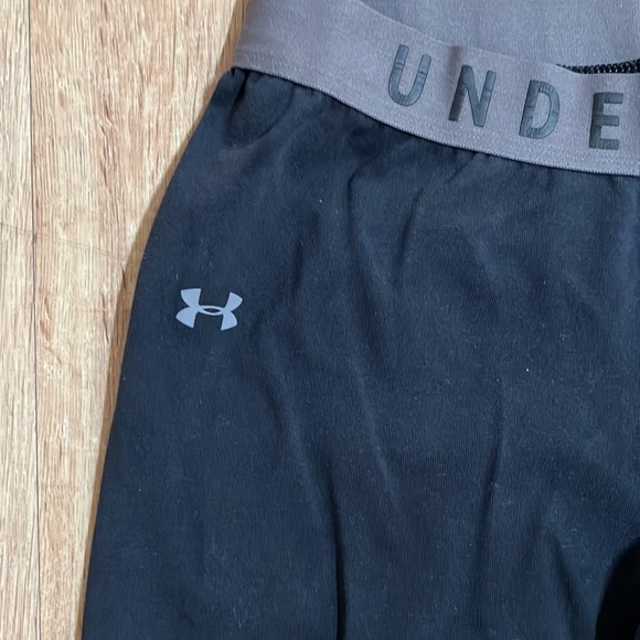 Under Armour Favorite Leggings in Black - Picture 6 of 6